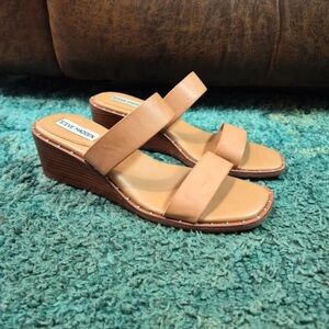 Steve Madden Tan Wedge Sandals